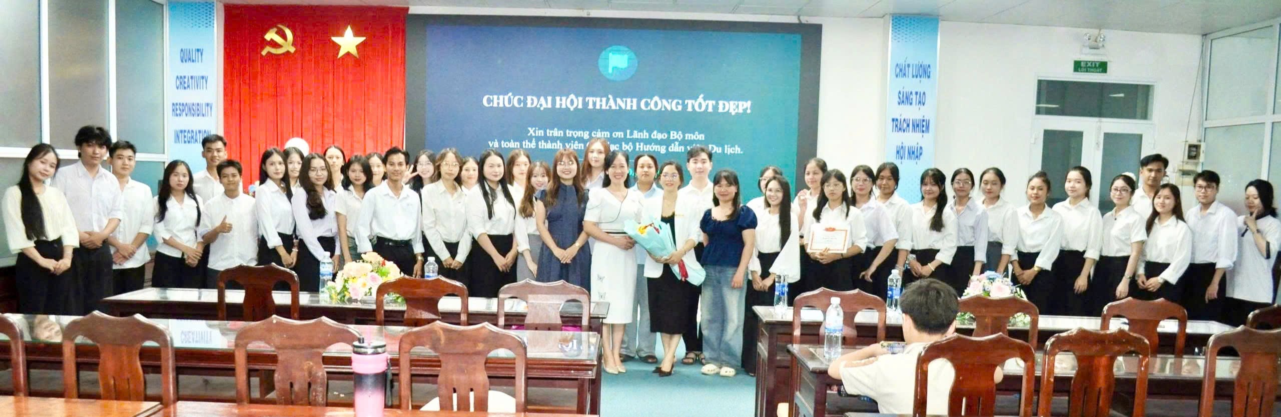 CÂU LẠC BỘ HƯỚNG DẪN VIÊN DU LỊCH TỔ CHỨC ĐẠI HỘI NHIỆM KỲ 2026–2027